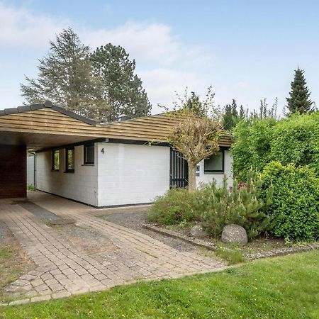 Amazing Home In Kalundborg With Kitchen エクステリア 写真